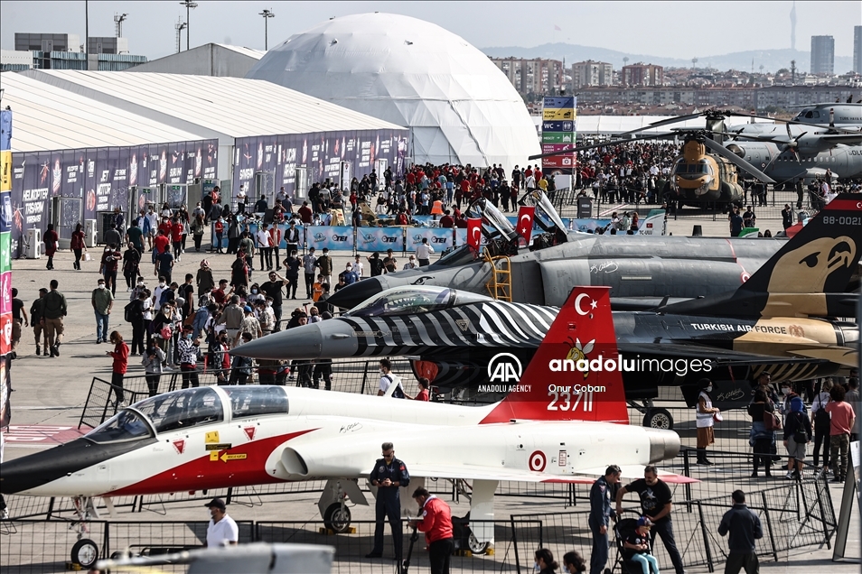 В Турции состоялось открытие Фестиваля авиации и космических технологий (TEKNOFEST)