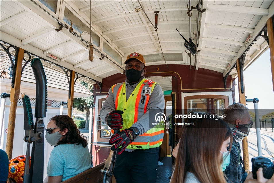 San Francisco’da teleferikler tekrar hizmet vermeye başladı