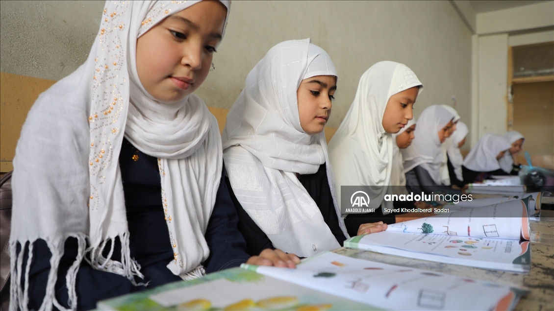 Kandahar vilayetindeki okullarda eğitim devam ediyor