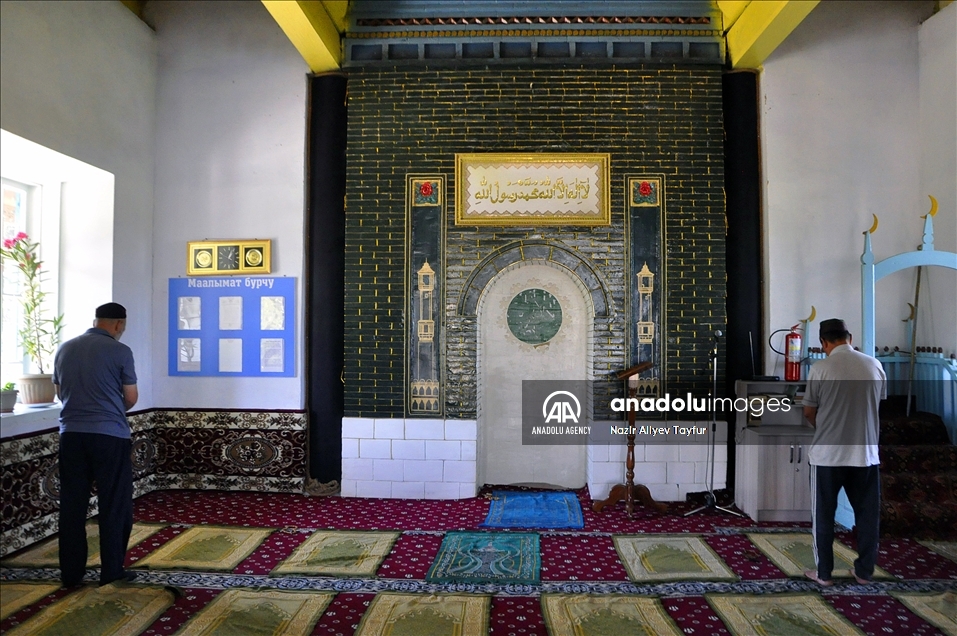 قرغيزيا.. مسجد خشبي بدون مسامير يقف شامخا منذ قرن