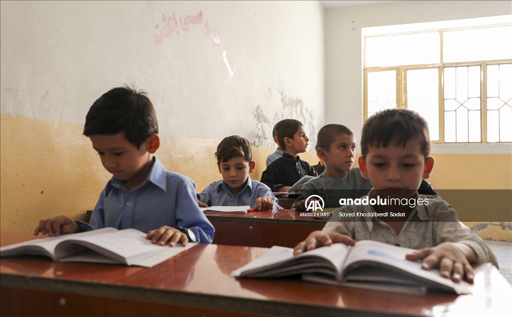 Kandahar vilayetindeki okullarda eğitim devam ediyor
