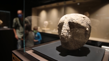 Human depictions and 3D sculptures in Karahantepe