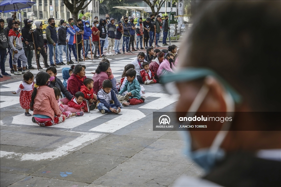 Colombia: Embera Indigenous struggle at the Colombian capital