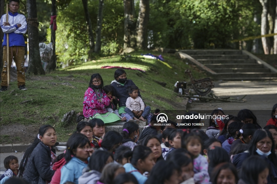 Colombia: Embera Indigenous struggle at the Colombian capital
