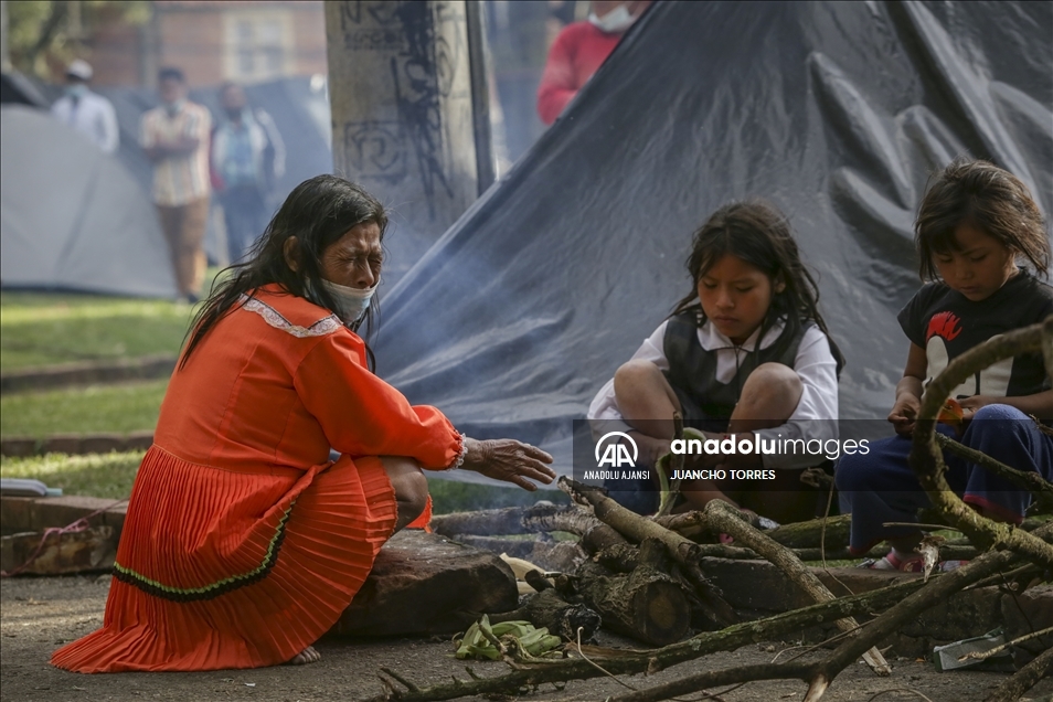 Colombia: Embera Indigenous struggle at the Colombian capital