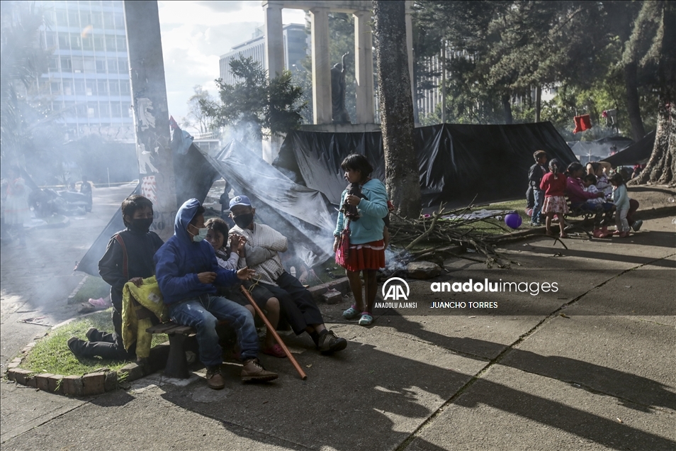 Colombia: Embera Indigenous struggle at the Colombian capital