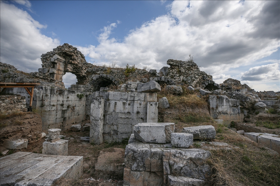The Roman Theater excavations continue in Bursa