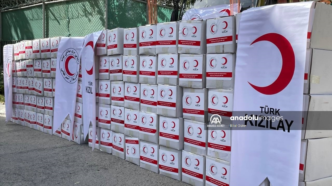 Турция доставила в Афганистан 33 тонны продовольственной помощи