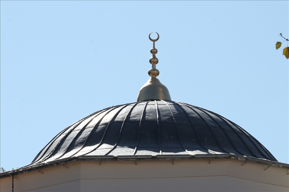 Xhamia e Et’hem Beut hapet për besimtarët pas restaurimit nga TIKA
