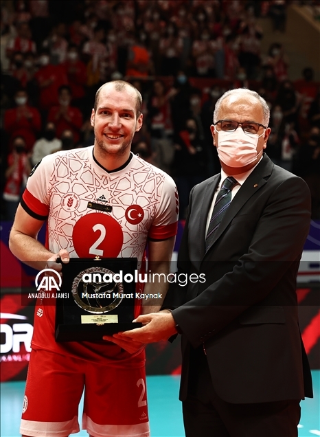 Voleybolda Spor Toto Şampiyonlar Kupası Ziraat Bankkart'ın