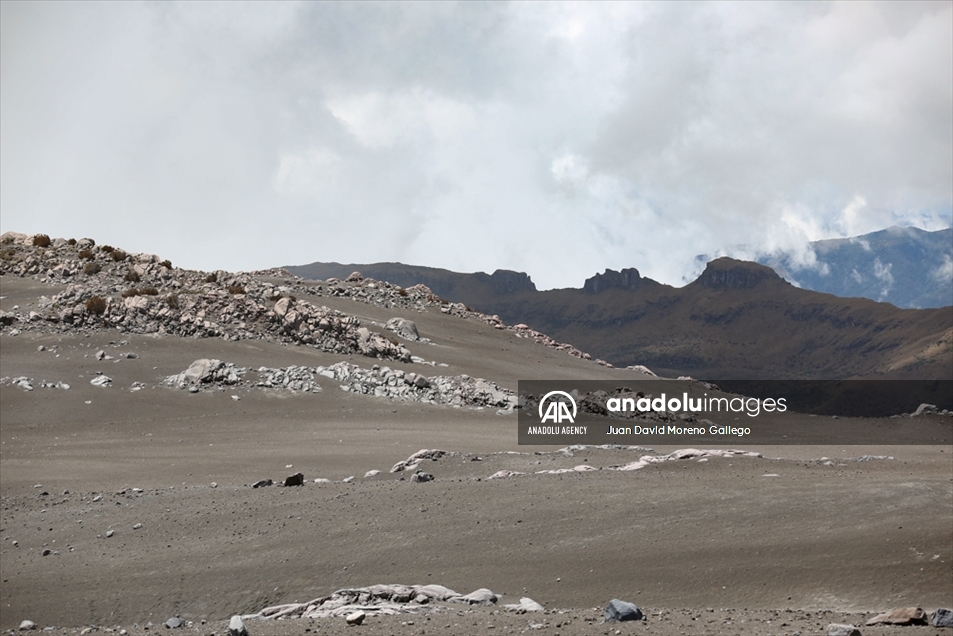 El volcán Nevado del Ruiz atrae a cientos de turistas al año en Colombia