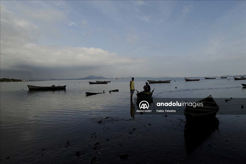 Covi19, Hunger, Misery, Pollution, the lives of fishermen in Guanabara Bay, Rio de Janeiro Brazil