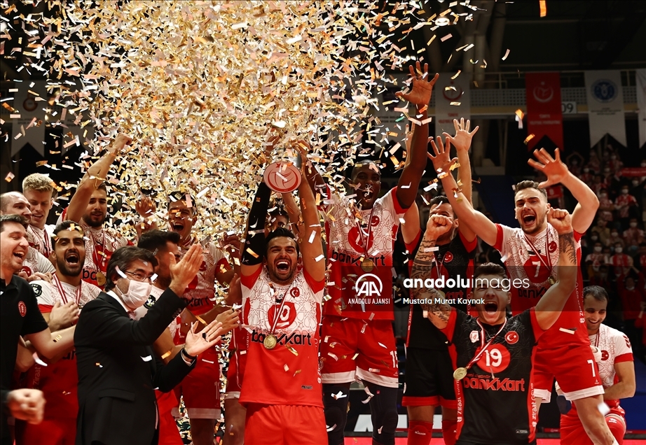 Voleybolda Spor Toto Şampiyonlar Kupası Ziraat Bankkart'ın