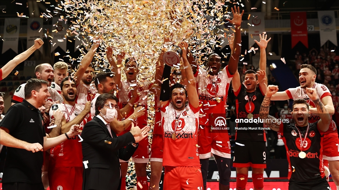 Voleybolda Spor Toto Şampiyonlar Kupası Ziraat Bankkart'ın