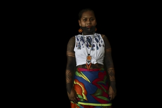 Las tradiciones ancestrales que rescatan las mujeres de la comunidad indígena embera dobidá en Colombia