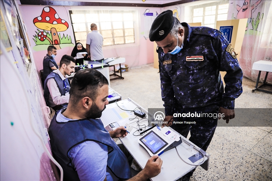 Irak’ta “özel oylama” devam ediyor