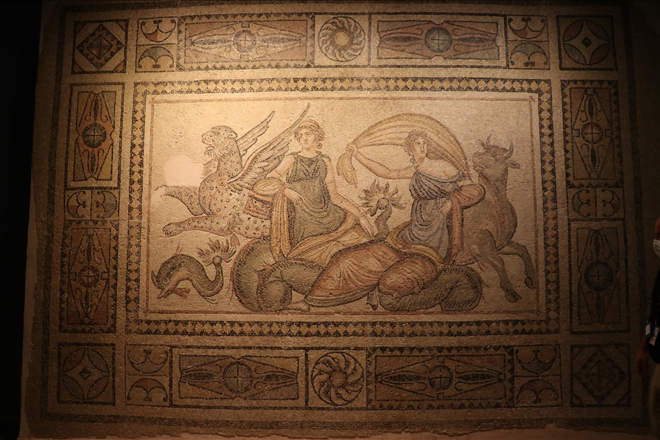 Muzeu Zeugma, vendi ku ruhen mozaikët e qytetit të themeluar nga një gjeneral i Aleksandrit të Madh