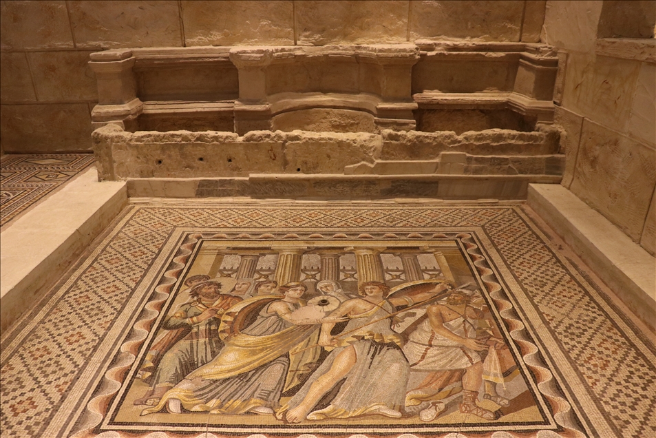Muzeu Zeugma, vendi ku ruhen mozaikët e qytetit të themeluar nga një gjeneral i Aleksandrit të Madh