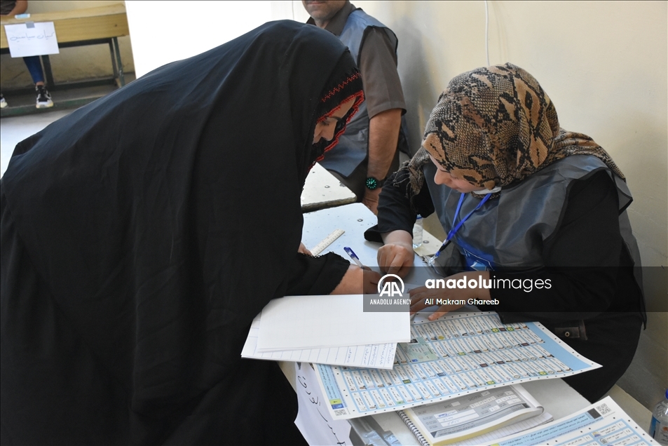 В Ираке проходят парламентские выборы