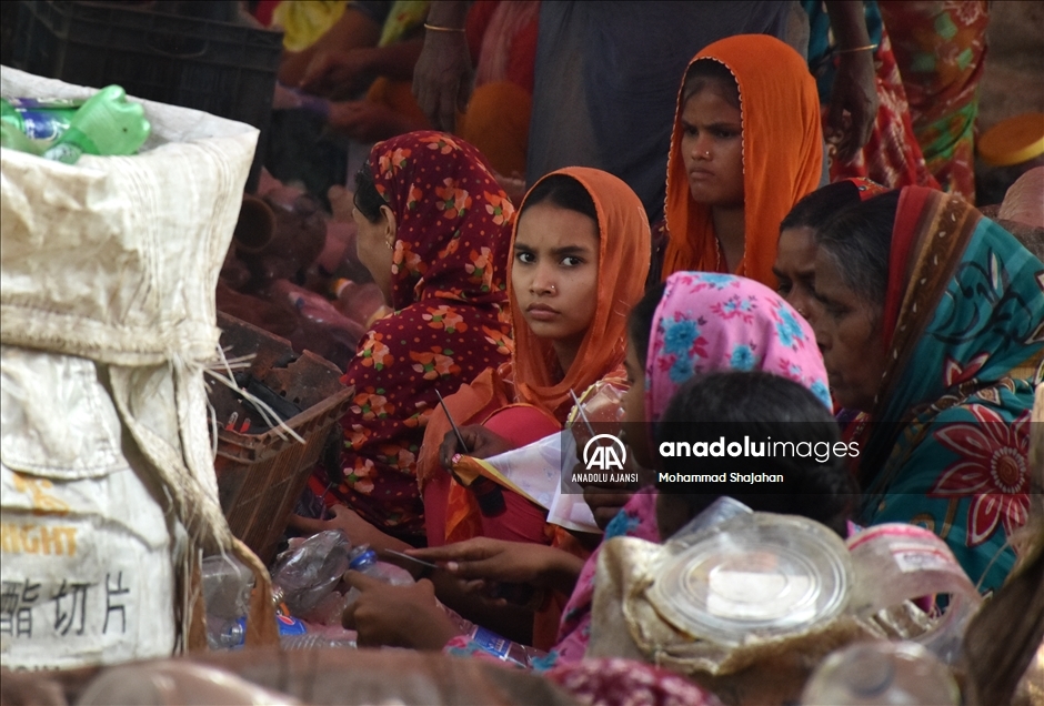 Bangladeş'te Dünya Kız Çocukları Günü