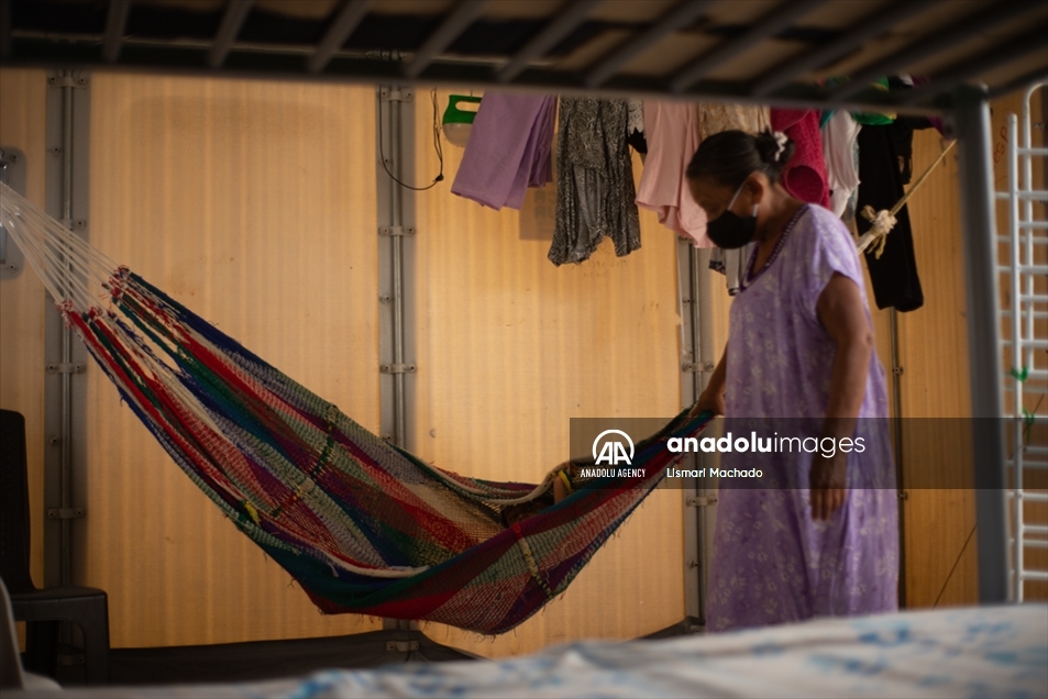 La vida diaria en el campamento de migrantes ubicado al norte de Colombia en la frontera con Venezuela