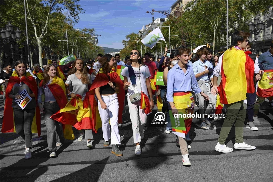 En el Día de la Hispanidad, Barcelona es escenario de manifestaciones a favor y en contra de la unidad de España 5