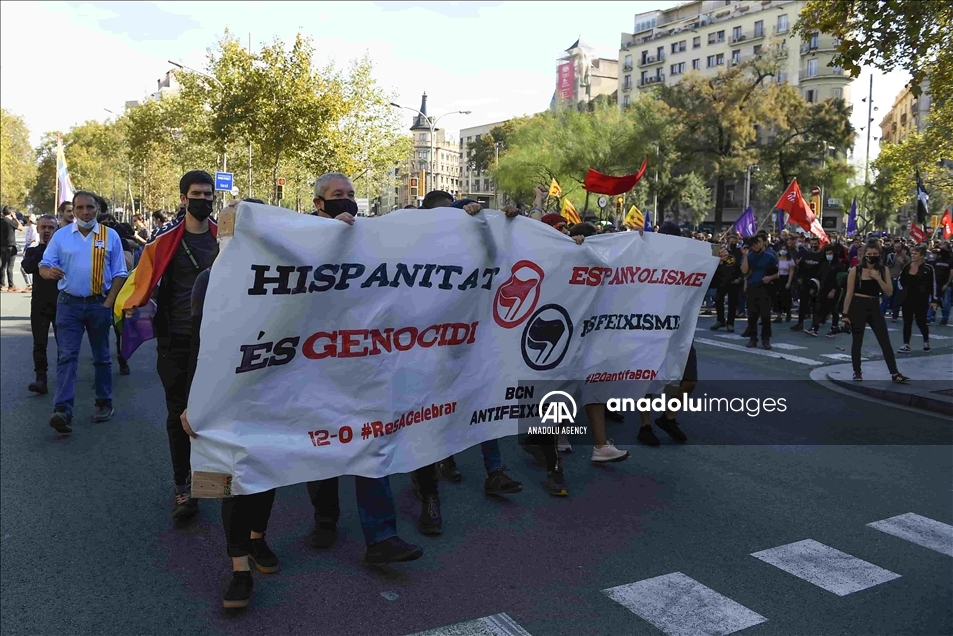 En el Día de la Hispanidad, Barcelona es escenario de manifestaciones a favor y en contra de la unidad de España 6