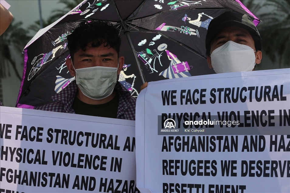 Pengungsi Afghanistan di Medan gelar aksi depan Konjen AS