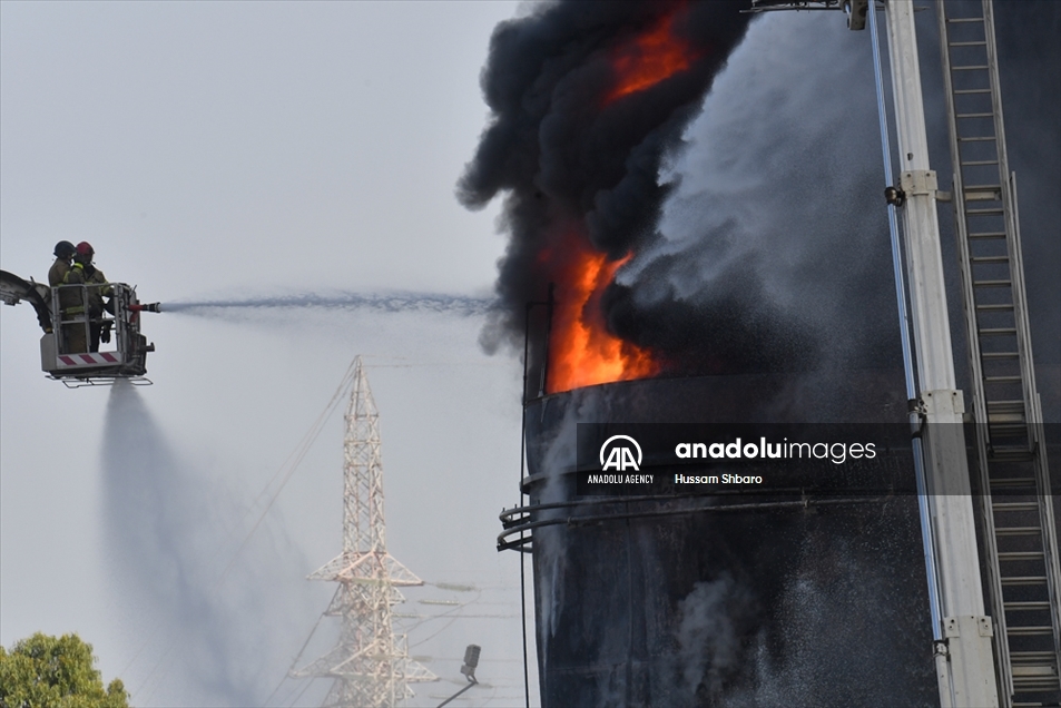 Un gran incendio se registró en una instalación petrolera de Líbano