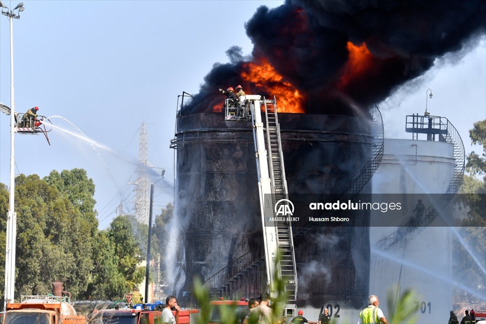 Un gran incendio se registró en una instalación petrolera de Líbano