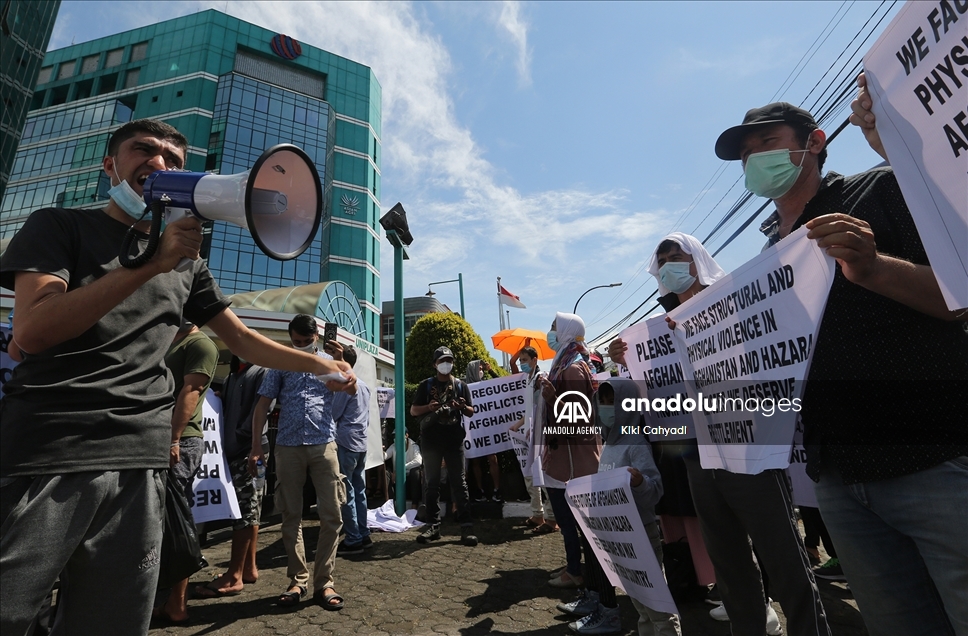 Pengungsi Afghanistan di Medan gelar aksi depan Konjen AS