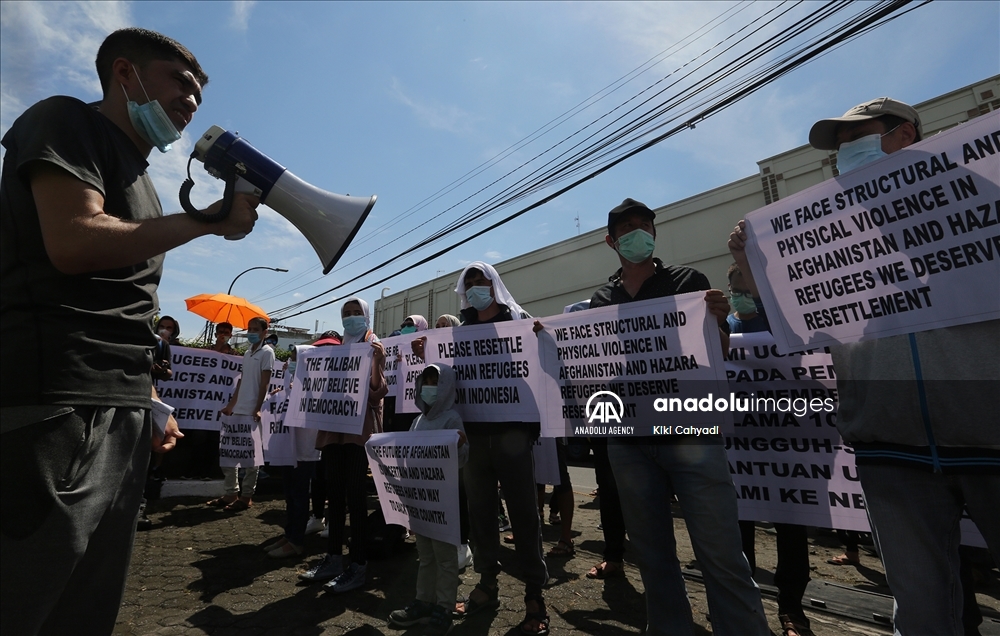Pengungsi Afghanistan di Medan gelar aksi depan Konjen AS