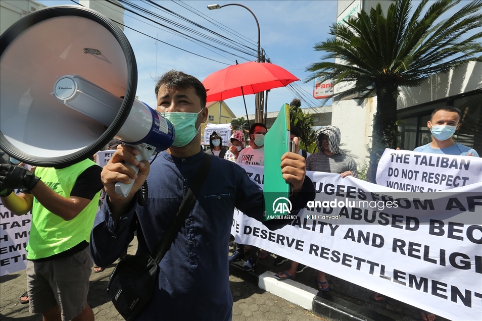 Pengungsi Afghanistan di Medan gelar aksi depan Konjen AS