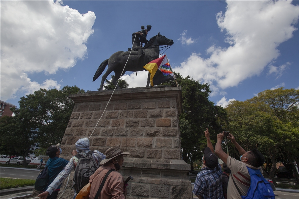 Guatemala'da Kolomb Günü’nde protesto yürüyüşü düzenlendi