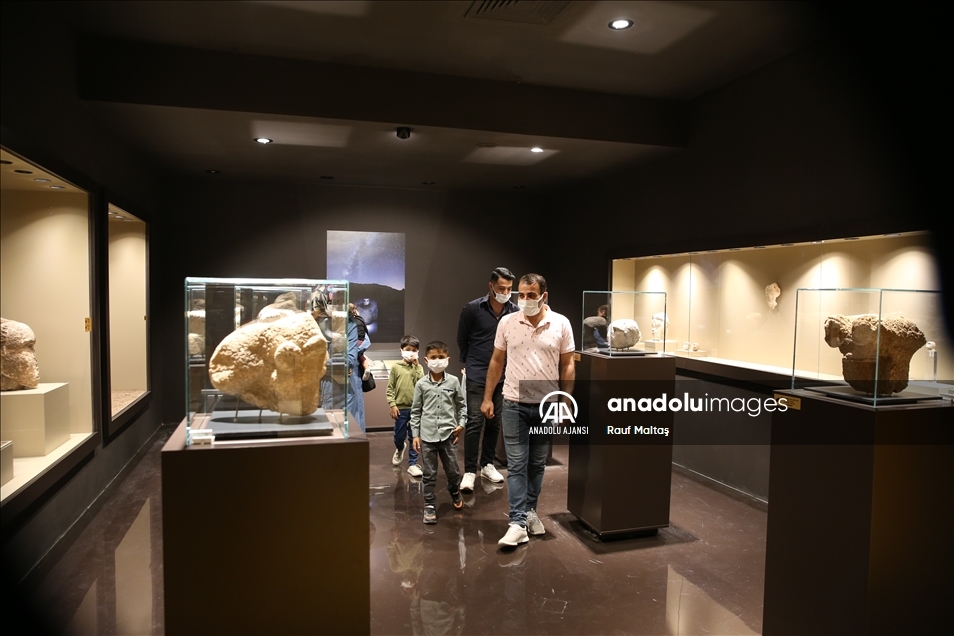Karahantepe'deki buluntular, Şanlıurfa Arkeoloji Müzesi'nde ilgiyi artırdı