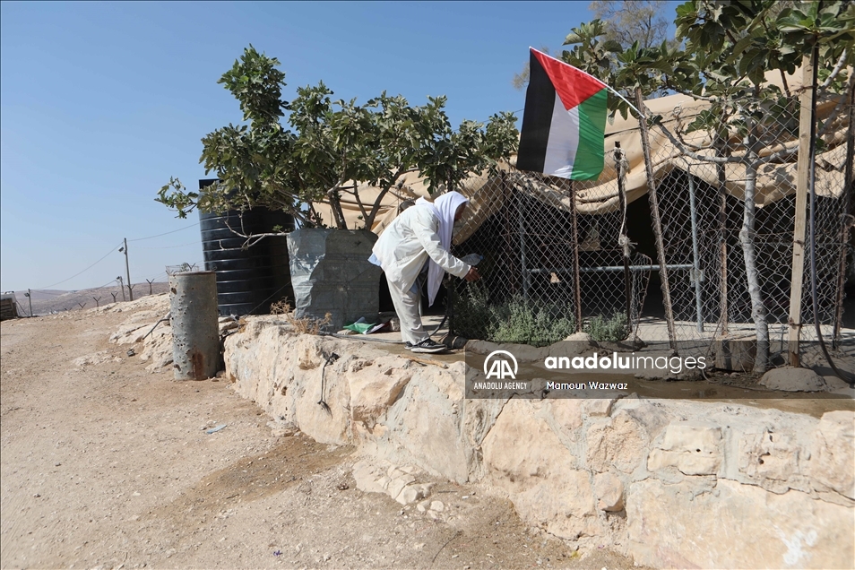 سليمان الهذالين.. مسن فلسطيني يقارع جيش إسرائيل