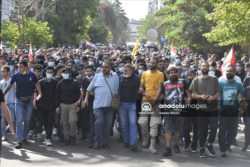 قتيل و6 جرحى بإطلاق نار خلال مظاهرة في بيروت