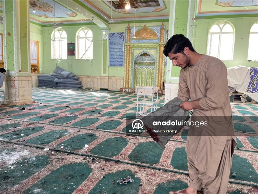 Al menos 30 muertos deja explosión en mezquita de Afganistán