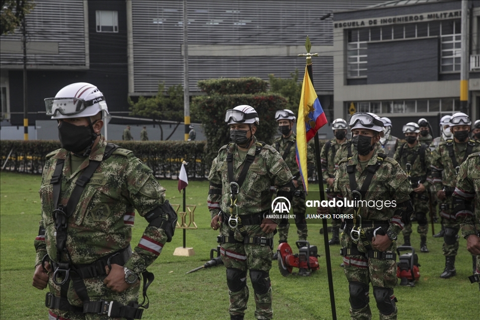 Miembros de las Fuerzas Armadas de Colombia realizaron oraciones por sus uniformados caídos en combate y la paz en Colombia en la Escuela de Ingenieros Militares