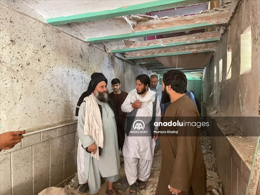 Al menos 30 muertos deja explosión en mezquita de Afganistán