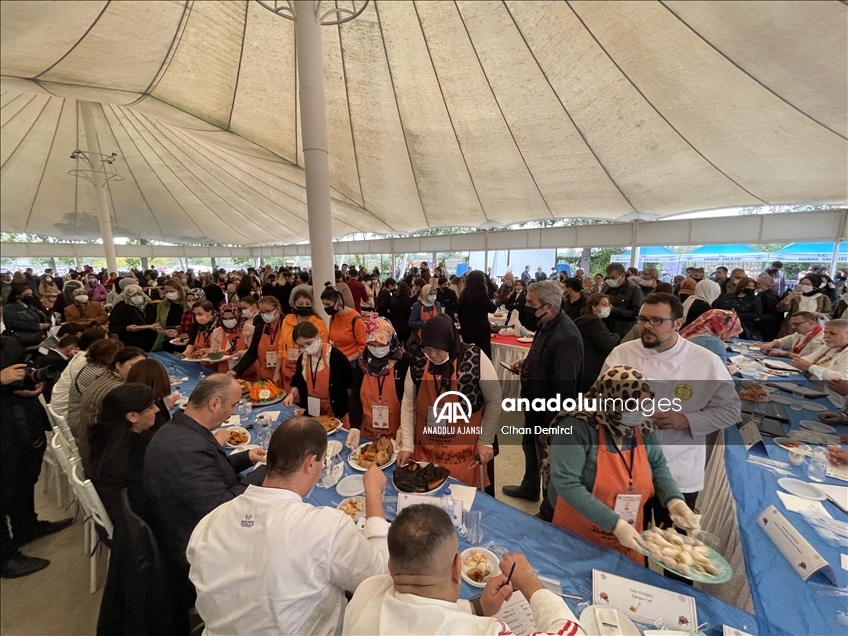 Edirne'de Karaağaç Kabak Festivali'nde yemek yarışması düzenlendi