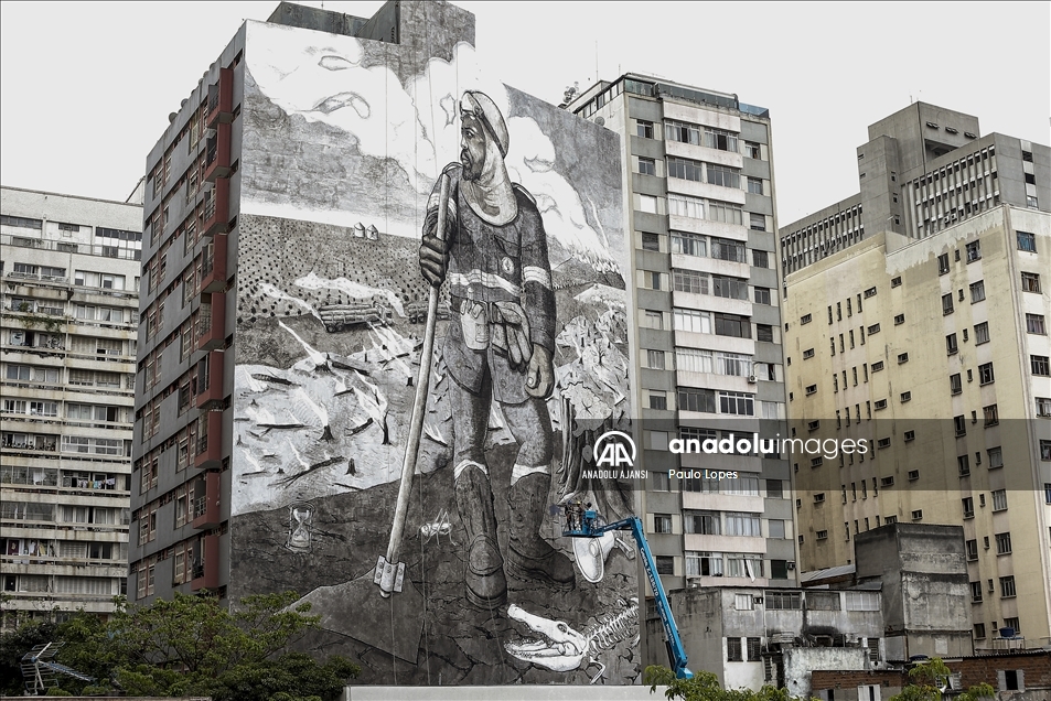 Painting made with ashes in Sao Paulo