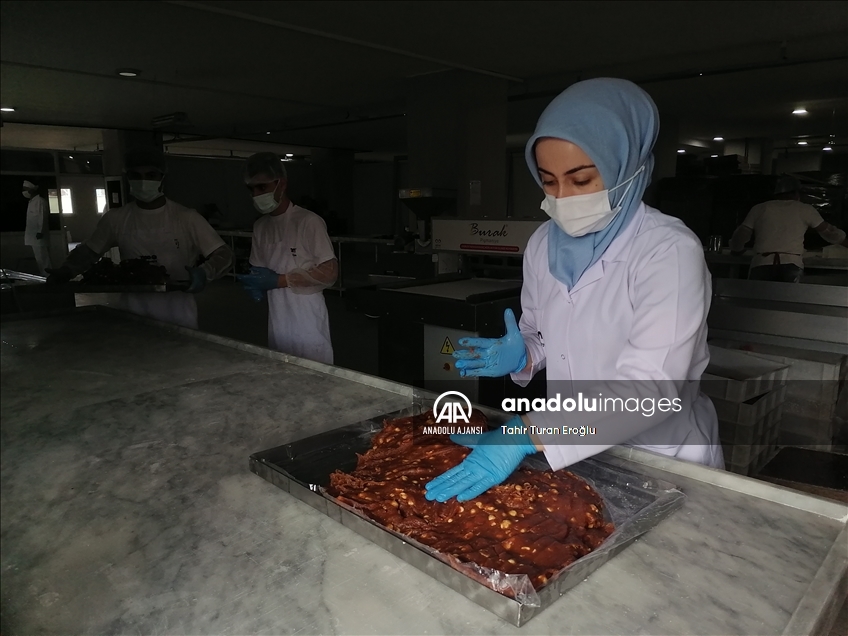 Kocaeli'nin tescilli "Eşme Ayva Cezeryesi" damakları tatlandırıyor