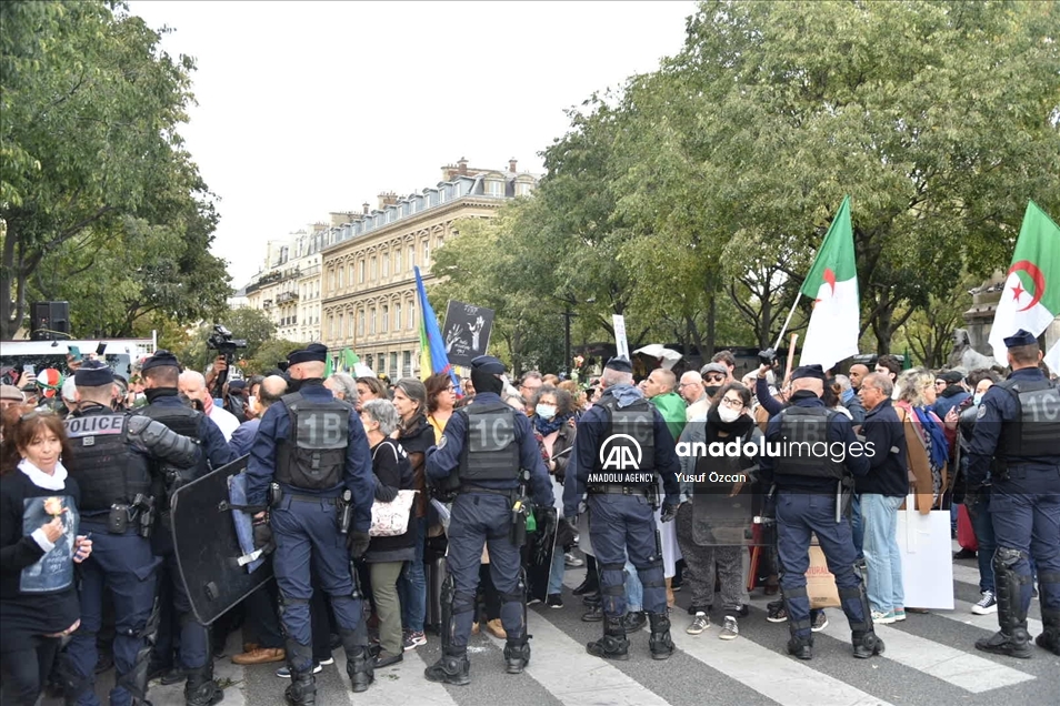 باريس.. مسيرة لإحياء ذكرى مجزرة 1961 بحق محتجين جزائريين