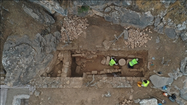 Priene Antik Kenti'nde yapılan ilk kiliseye ulaşıldı