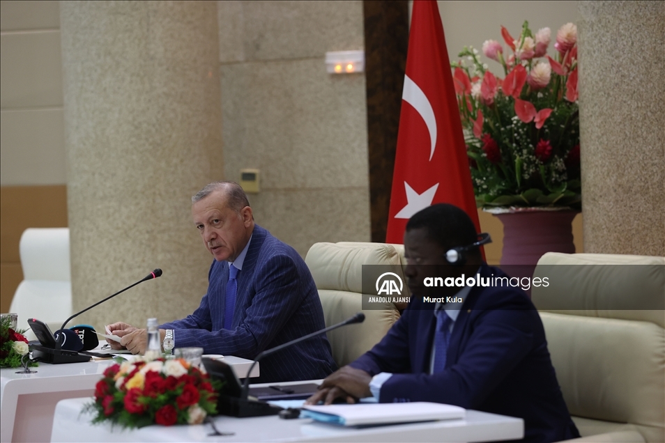 Cumhurbaşkanı Erdoğan, Togo Cumhurbaşkanı Gnassingbe ile ortak basın toplantısı düzenledi