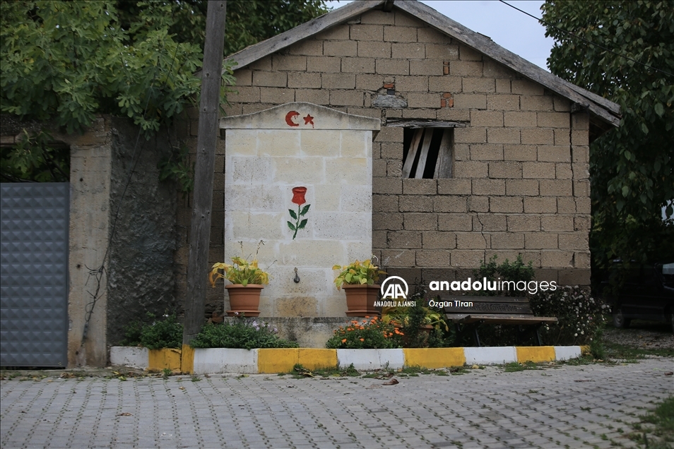Her şeyi devletten beklemeyen muhtar, köyüne 3 milyon liralık hizmet kazandırdı