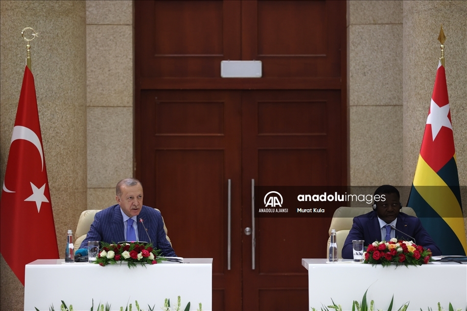 Cumhurbaşkanı Erdoğan, Togo Cumhurbaşkanı Gnassingbe ile ortak basın toplantısı düzenledi