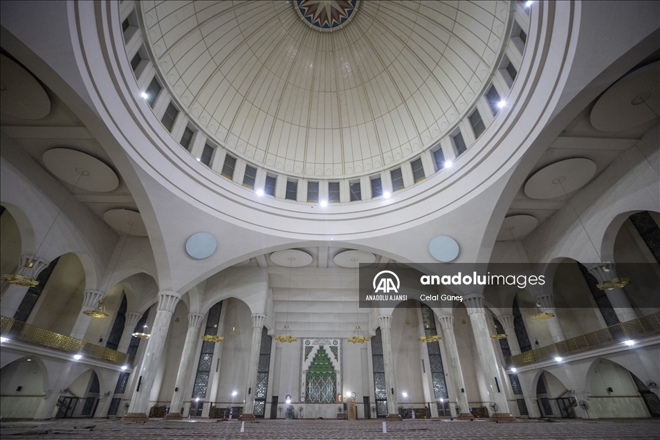 Nijerya'nın simgesi: Abuja Milli Cami