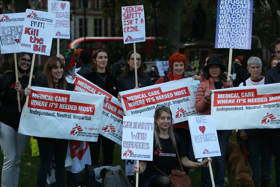 Protest against asylum bill in the UK